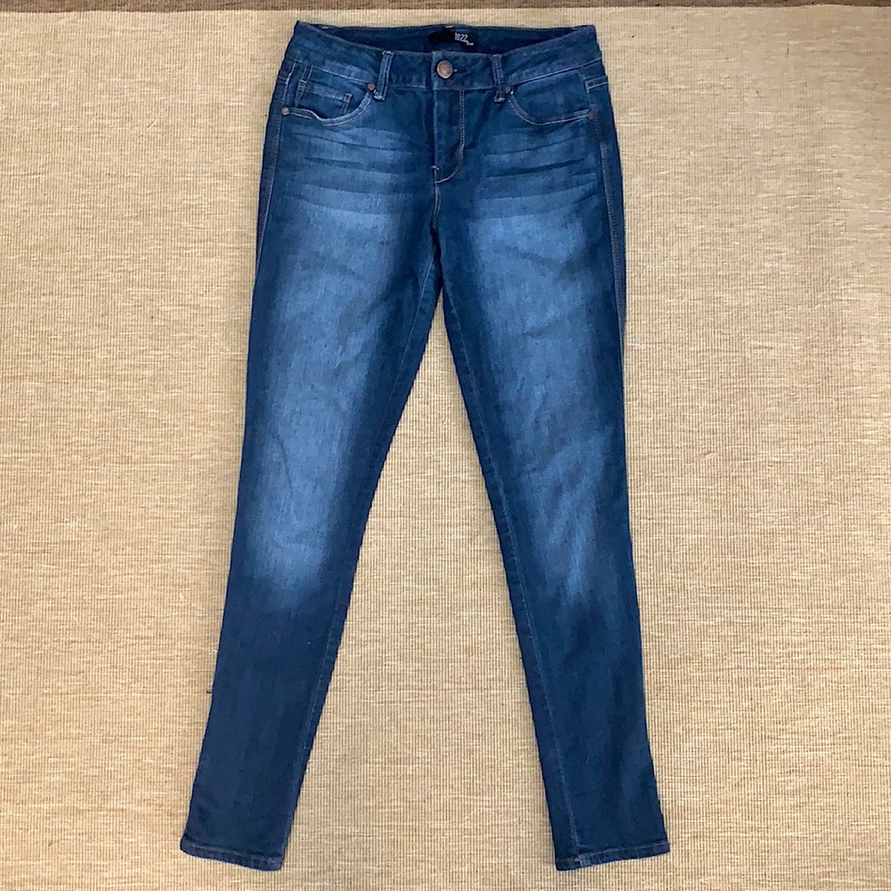 1822 Denim size 28